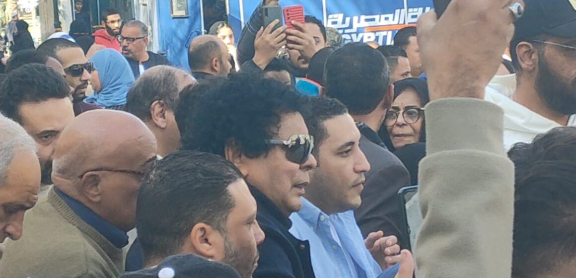 نقابة الموسيقيين تنعي شقيقة الكينج محمد منير