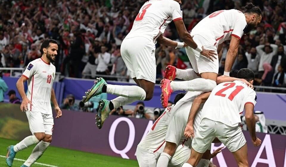منتخب الأردن يهزم منتخب كوريا الجنوبية ويتأهل لنهائي كأس آسيا للمرة الأولي في تاريخه