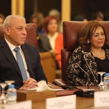 حضور رئيس هيئة تنمية الصعيد المؤتمر الدولى لجمعية سيدات أعمال مصر 21 بجامعة الدول العربية