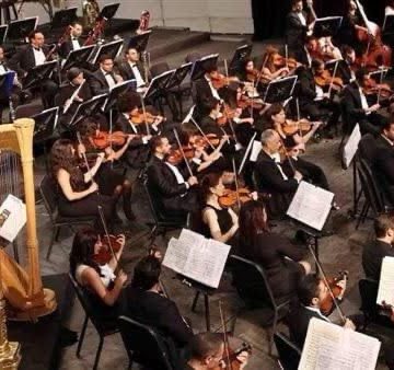 الاوبرا المصرية: إتجاهات عربية للسيمفوني على المسرح الكبير