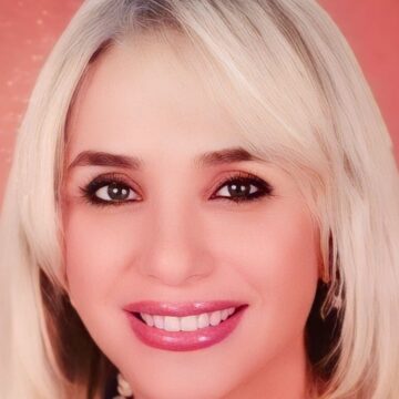 WhatsApp Image 2024-02-21 at 21.24.09 وزيرة الثقافة تُصدر قرارًا بندب الدكتورة لمياء زايد رئيسًا لدار الأوبرا المصرية خلفًا للدكتور خالد داغر